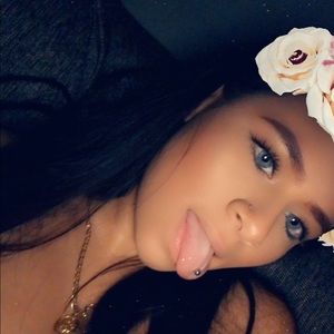 Meet your Posher, Lexi